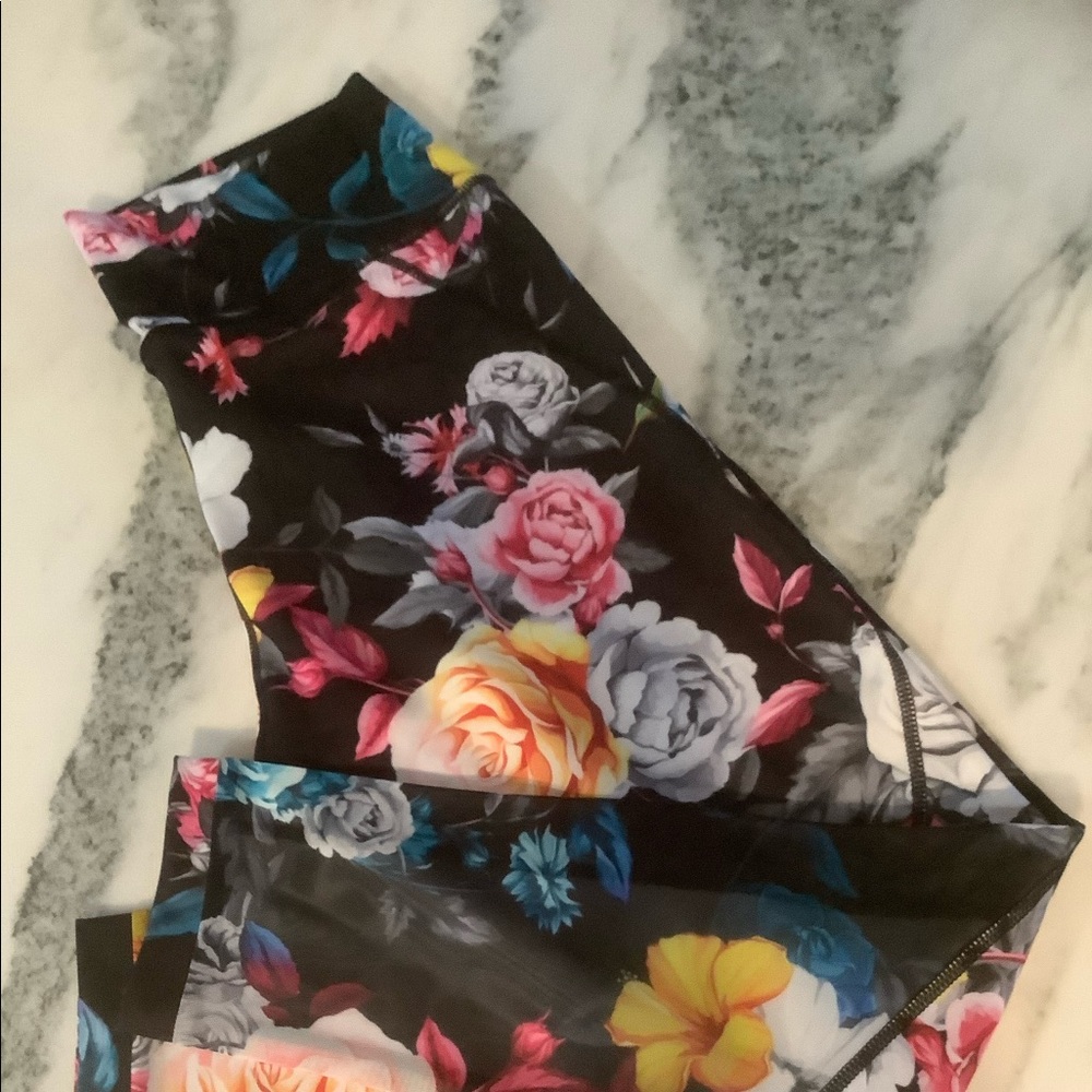 ZYIA FLORAL MESH L&T. NEW 8/10